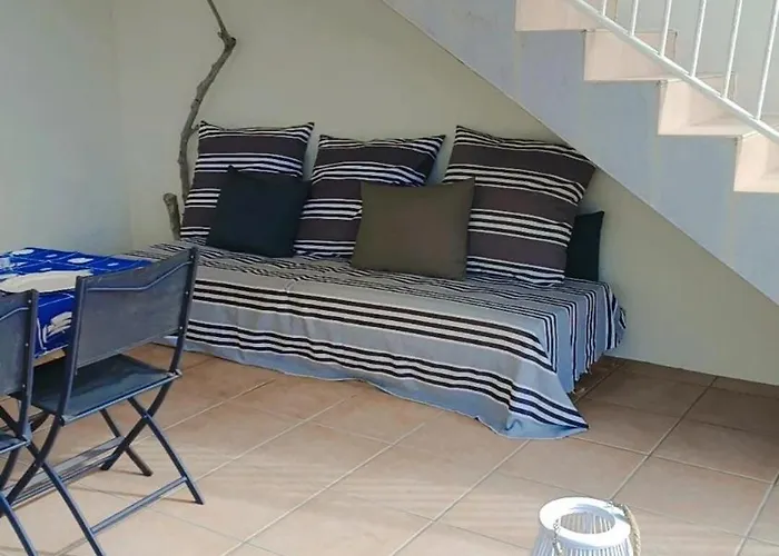 Les Pieds Dans L'eau *